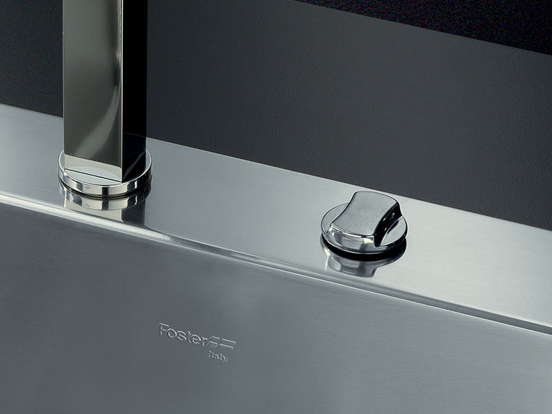 Sinks made in Italy, Mixer tap holes