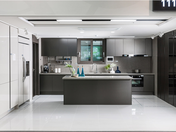 Richeville First Class