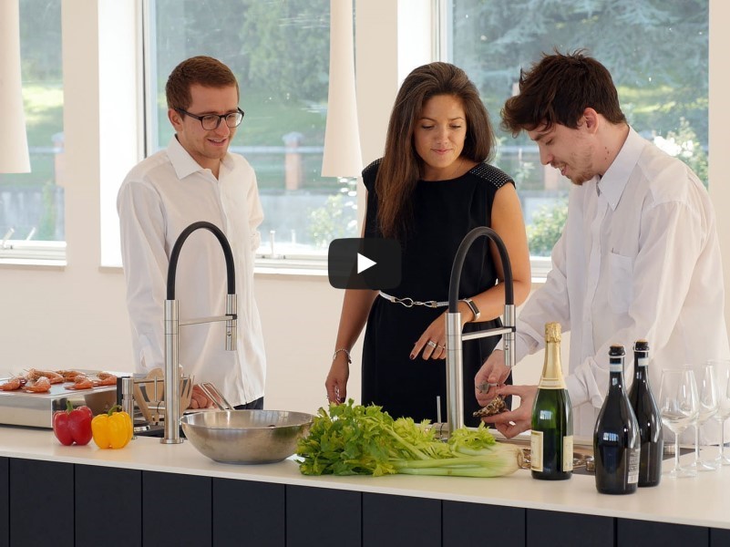 HappyHour, the evolution of functionality