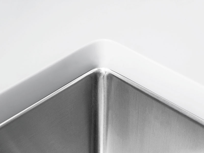 Undermount sink finishing edge